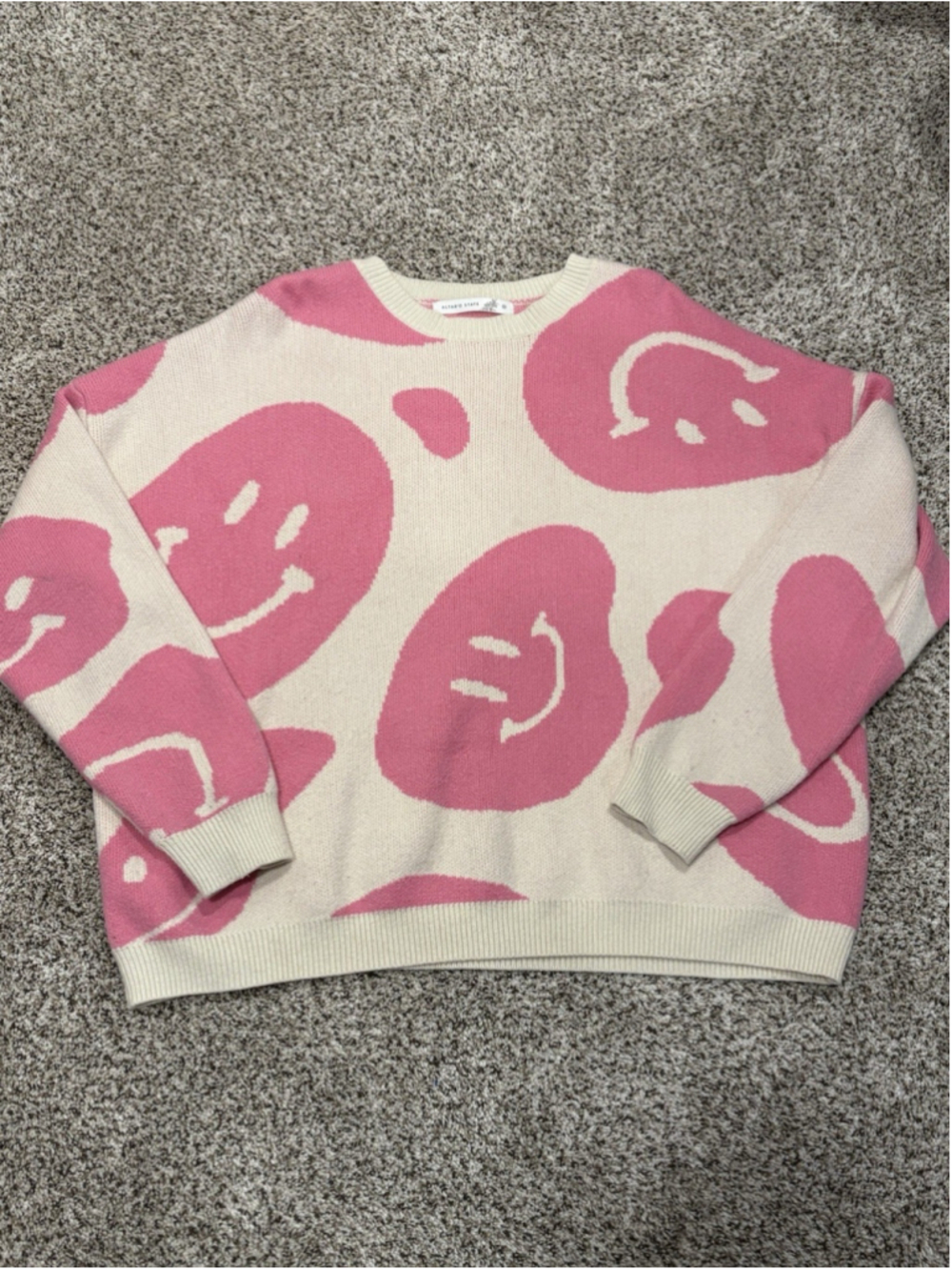 Altard State Smiley Face Sweater Women’s Medium Pink Cream Cozy Pullover